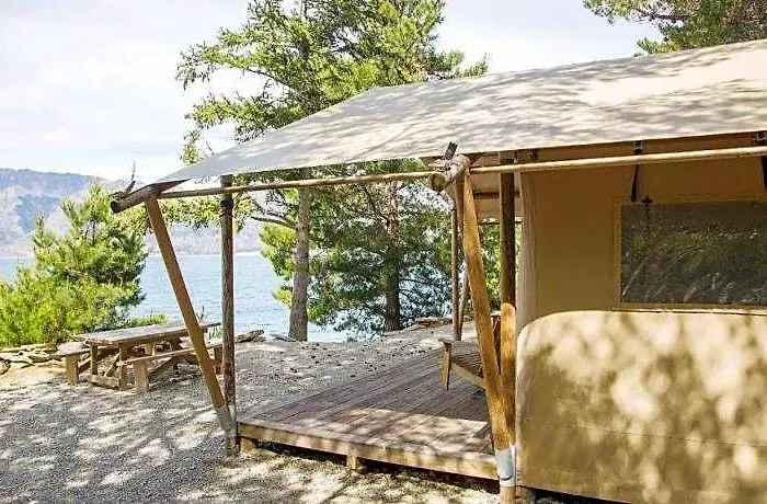 The Camp - Hawea 瓦纳卡